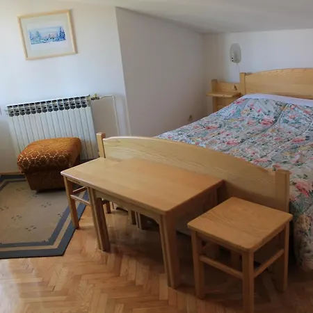 Lukacic Apartment