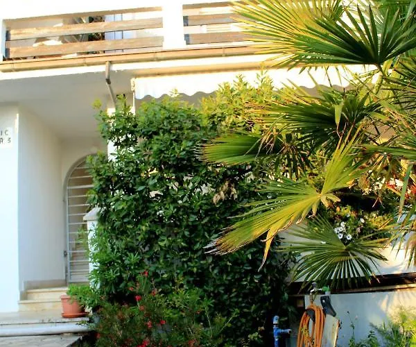 Lukacic Daire Krk Town